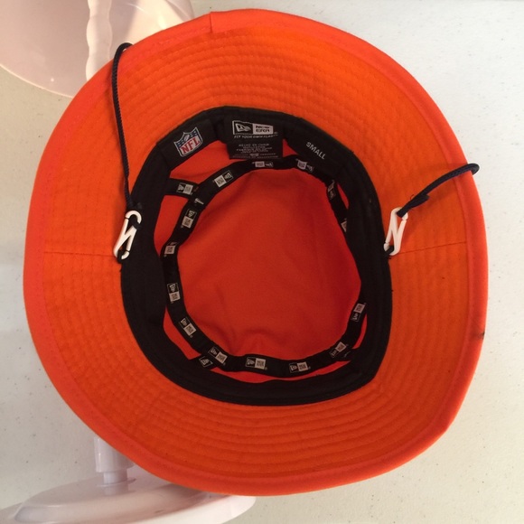 ▫️Denver Broncos New Era Orange Bucket Hat - Picture 7 of 12